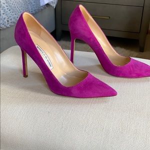Manolo Blahnik Magenta Pumps